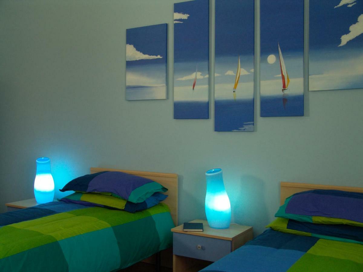 I Colori Di Sara Bed & Breakfast Catania Bagian luar foto