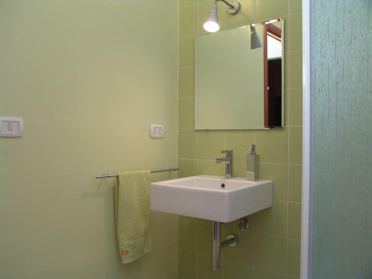 I Colori Di Sara Bed & Breakfast Catania Bagian luar foto