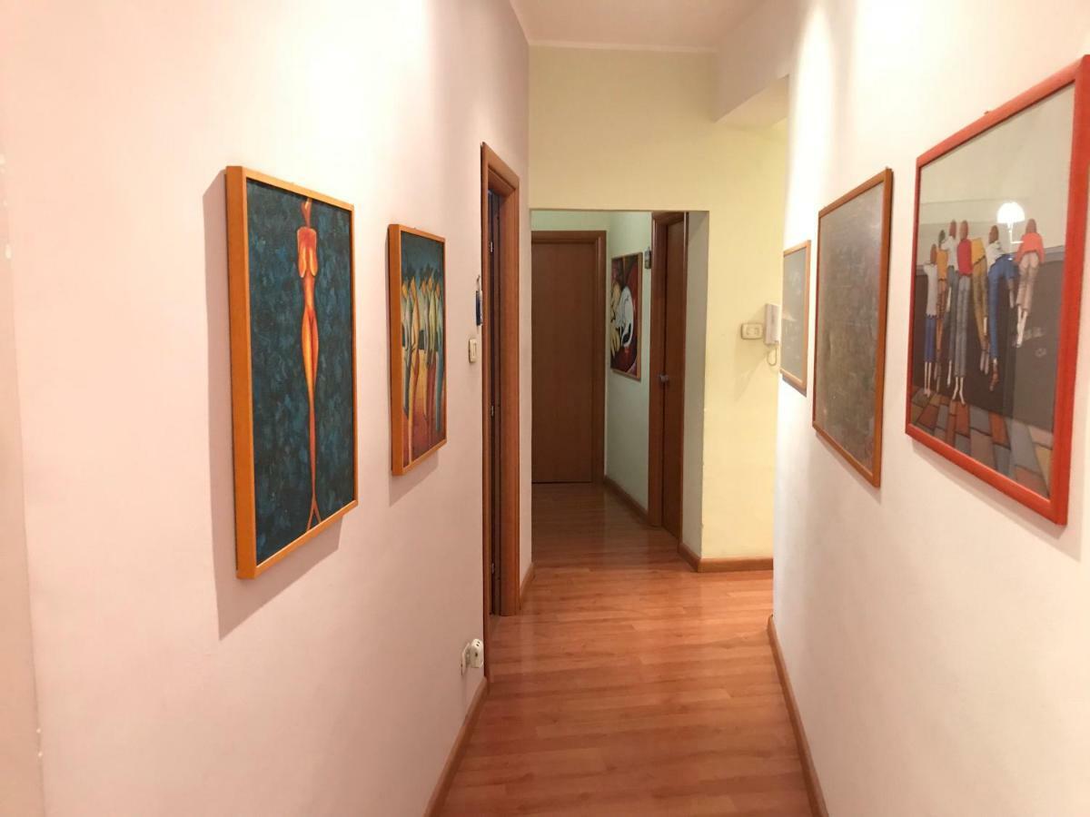 I Colori Di Sara Bed & Breakfast Catania Bagian luar foto