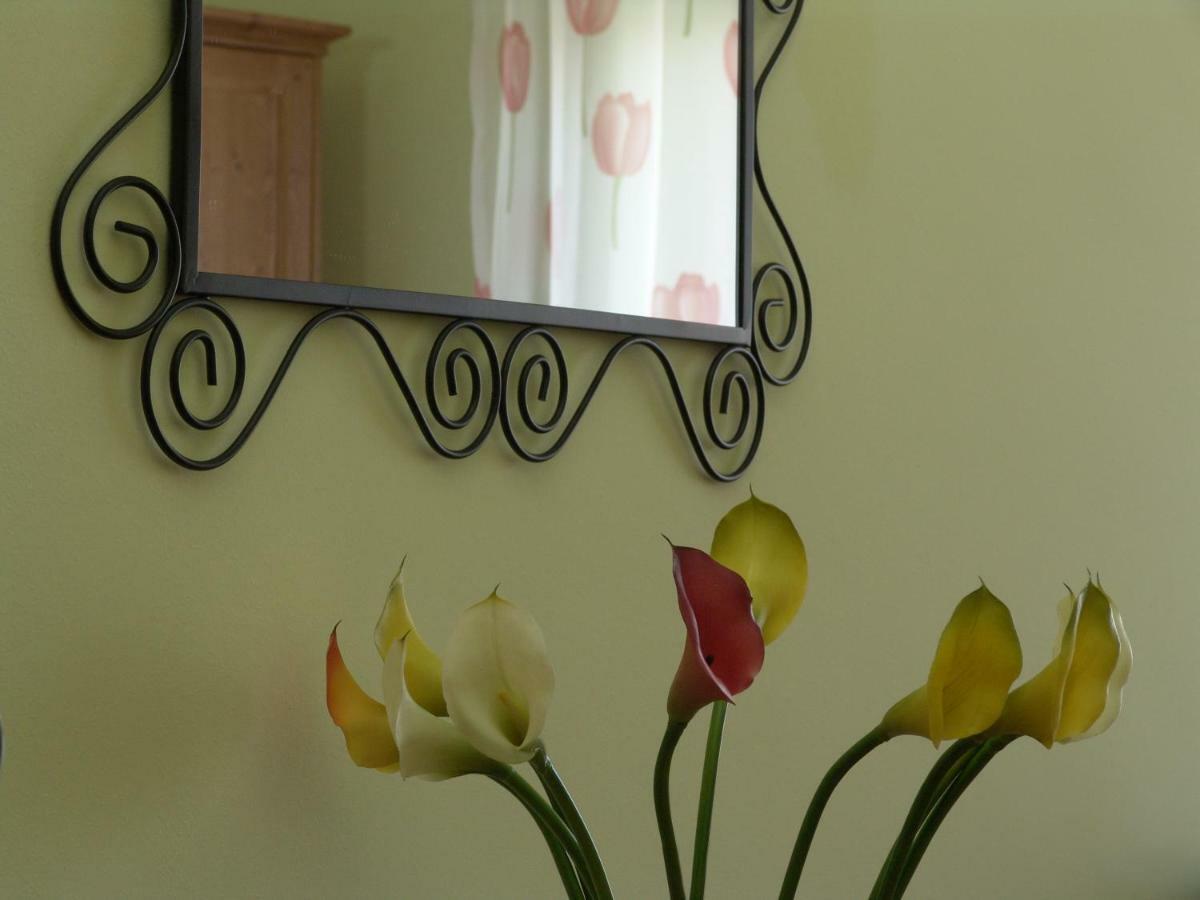 I Colori Di Sara Bed & Breakfast Catania Bagian luar foto